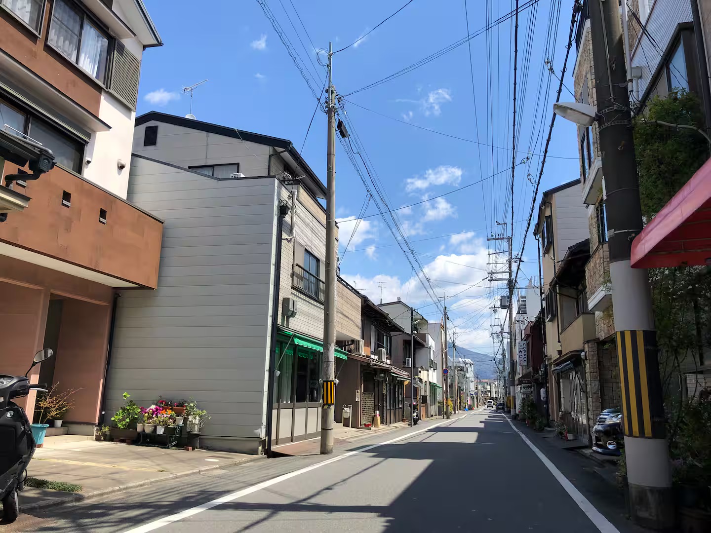 A quiet lane in Nishijin